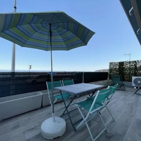 Apartment Bord De Mer Menton