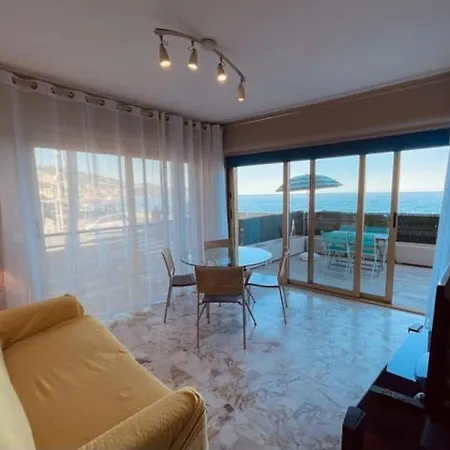 Apartment Bord De Mer Menton